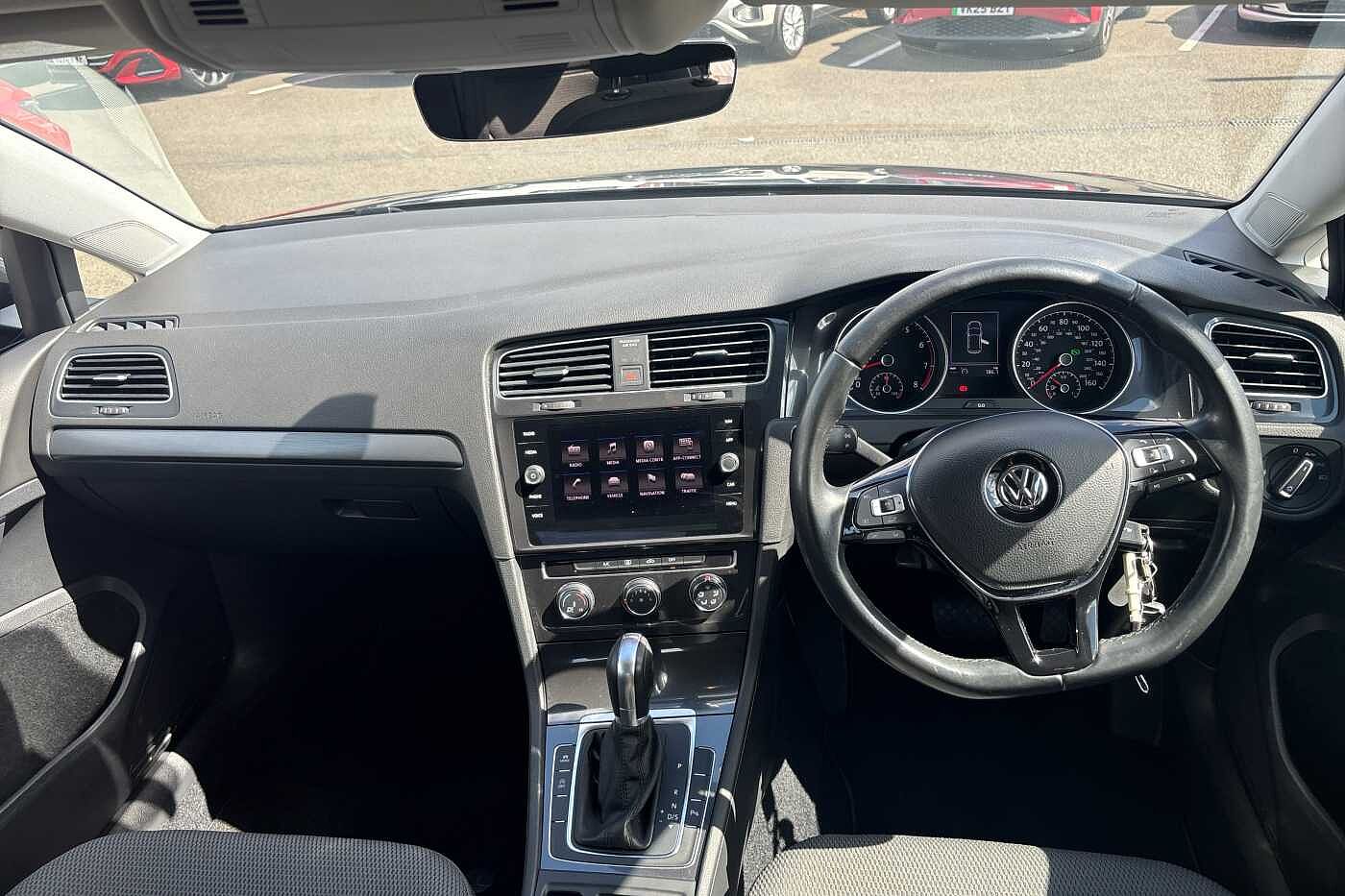 Volkswagen Golf SE Nav 1.4 TSI 125PS 7-speed DSG 5 Door